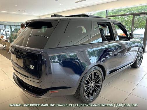 2023 Land Rover Range Rover P530 SE