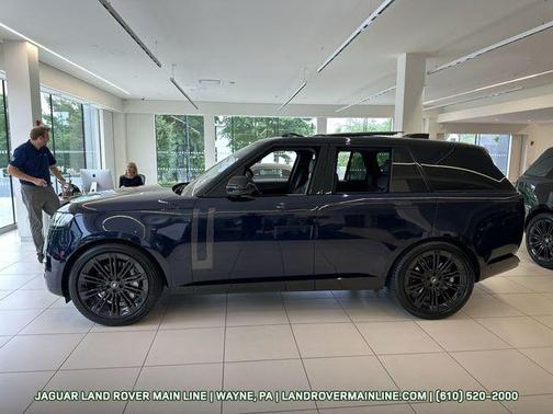 2023 Land Rover Range Rover P530 SE