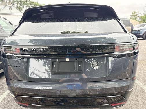 2026 Land Rover Range Rover Velar P250 SE R-Dynamic