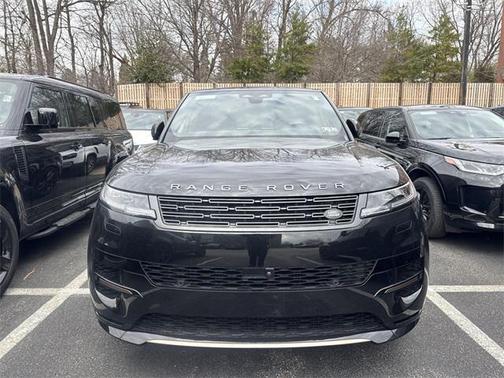 2025 Land Rover Range Rover Sport SE