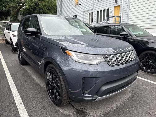2025 Land Rover Discovery P300 S