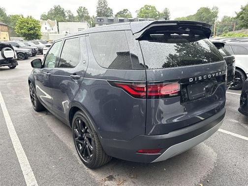 2025 Land Rover Discovery P300 S