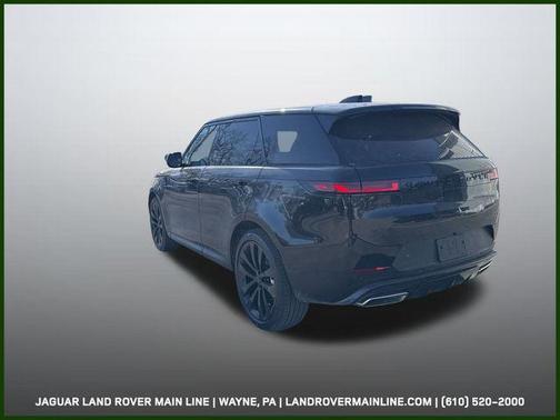 2026 Land Rover Range Rover Sport SE