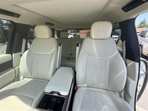 2023 Land Rover Range Rover P400 SE