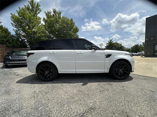 2022 Land Rover Range Rover Sport SVR