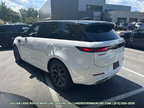 2025 Land Rover Range Rover Sport SE