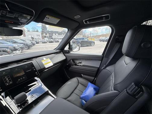 2025 Land Rover Range Rover Sport P360 S