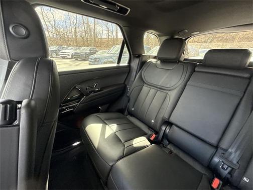 2025 Land Rover Range Rover Sport P360 S