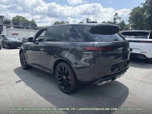 2025 Land Rover Range Rover Sport SE