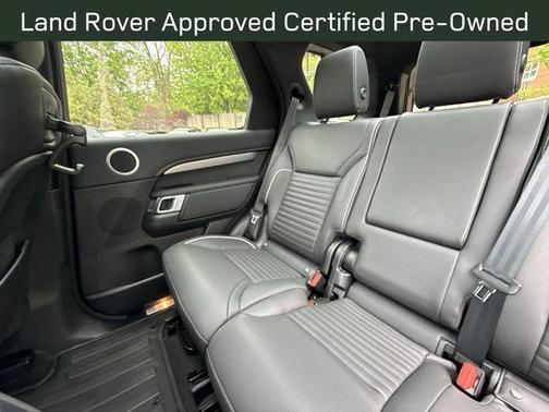 Charente Grey 2024 Land Rover Discovery P300 Dynamic SE