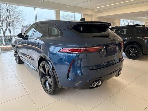 2025 Jaguar F-PACE SVR P550 AWD Automatic