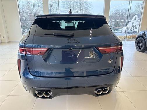 2025 Jaguar F-PACE SVR P550 AWD Automatic