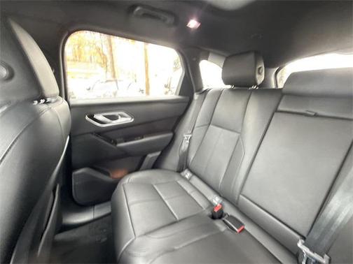 2026 Land Rover Range Rover Velar P250 SE R-Dynamic
