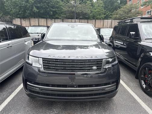 2025 Land Rover Range Rover P530 SE