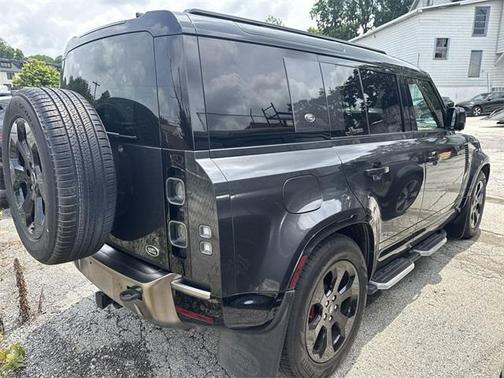 2022 Land Rover Defender 110 X