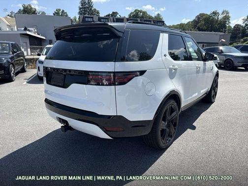 2025 Land Rover Discovery P360 Dynamic SE