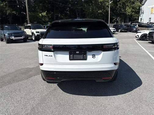 2026 Land Rover Range Rover Velar P250 SE R-Dynamic
