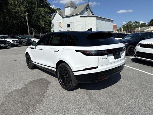 2026 Land Rover Range Rover Velar P250 SE R-Dynamic