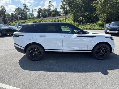 2026 Land Rover Range Rover Velar P250 SE R-Dynamic