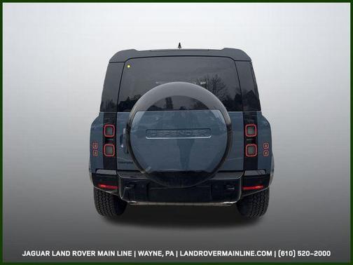 2026 Land Rover Defender 110 X-Dynamic SE