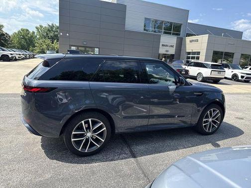 2023 Land Rover Range Rover Sport SE
