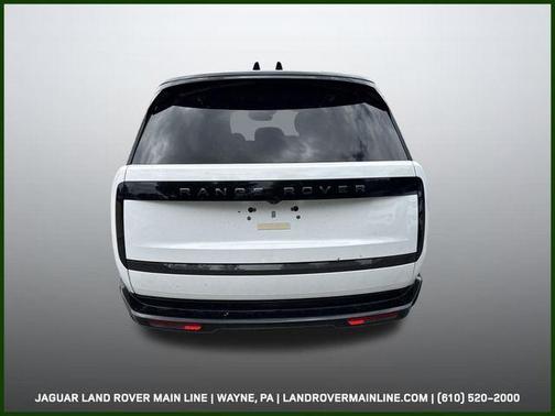 Fuji White 2026 Land Rover Range Rover P530 SE