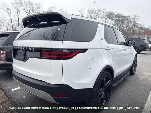 2025 Land Rover Discovery P300 S