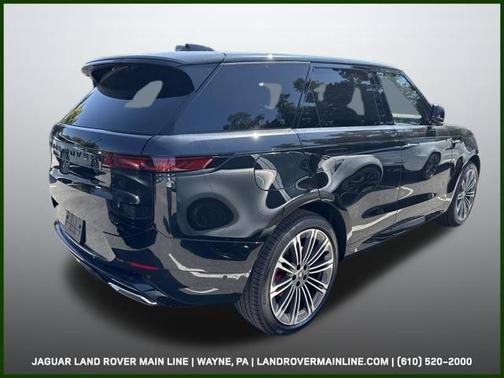 2025 Land Rover Range Rover Sport SE