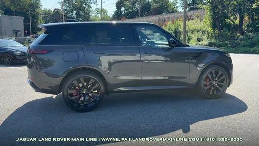 2025 Land Rover Range Rover Sport SE