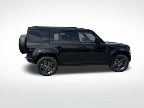 2025 Land Rover Defender 110 P400 X-Dynamic SE