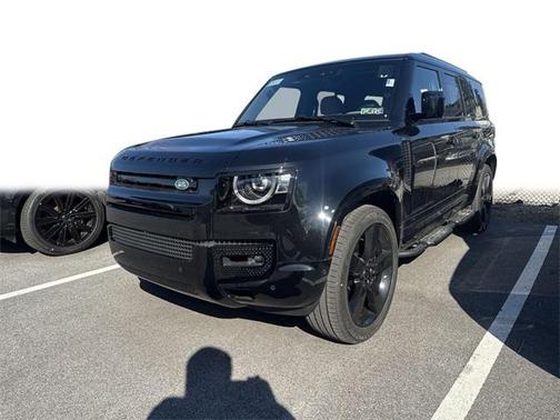 2025 Land Rover Defender V8