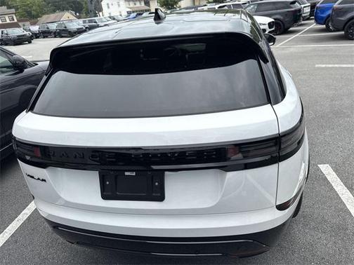 2026 Land Rover Range Rover Velar P400 Dynamic SE