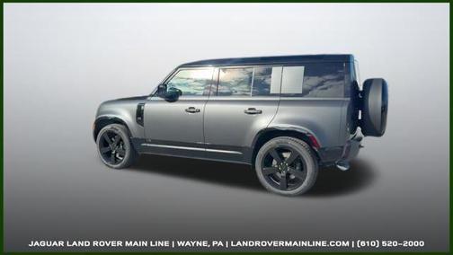 2026 Land Rover Defender 110 V8