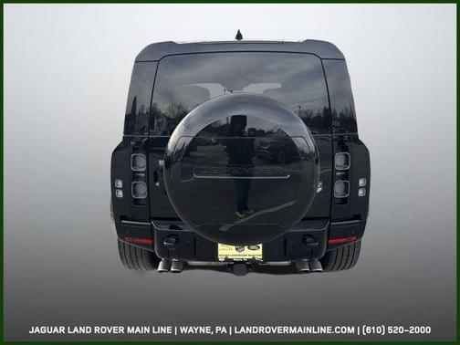 2025 Land Rover Defender P525 V8