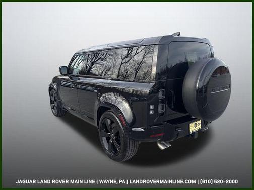 2025 Land Rover Defender P525 V8