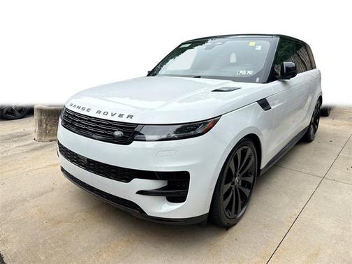 2025 Land Rover Range Rover Sport SE