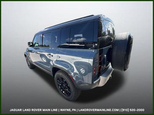 2025 Land Rover Defender 110 P400 S