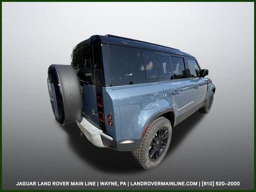 2025 Land Rover Defender 110 P400 S