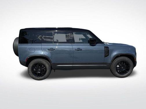 2025 Land Rover Defender 110 P400 S