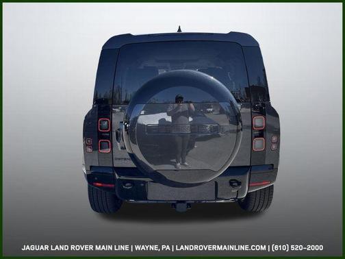 2026 Land Rover Defender P400 X-Dynamic SE