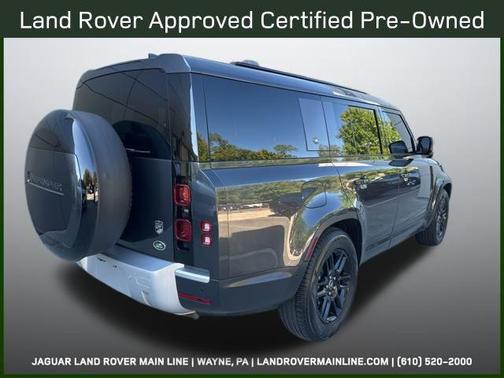 2023 Land Rover Defender 130 SE