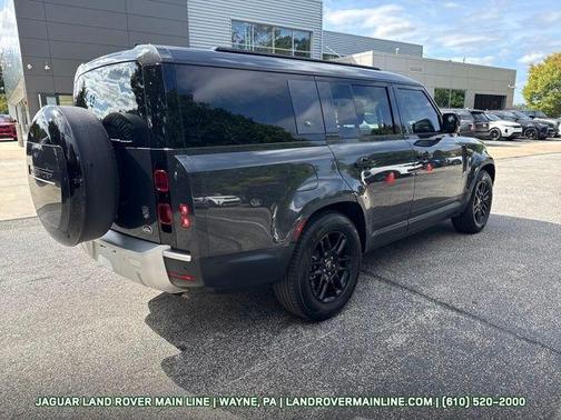 2023 Land Rover Defender 130 SE