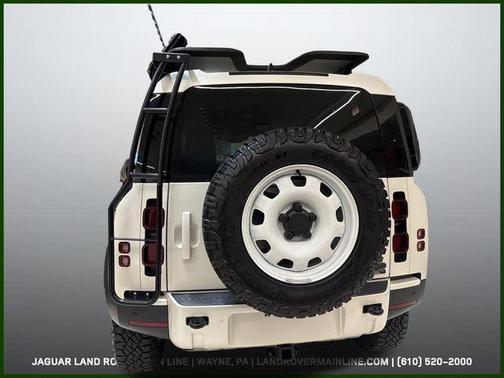 2024 Land Rover Defender 110 P300