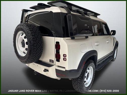 2024 Land Rover Defender 110 P300
