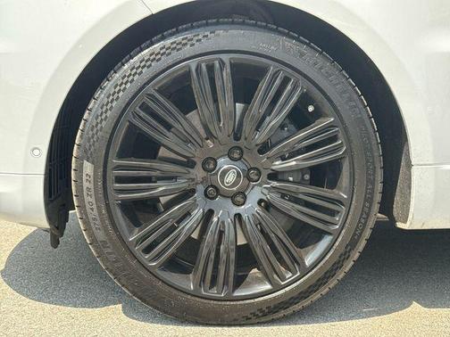 Yulong White 2020 Land Rover Range Rover Sport HSE Dynamic