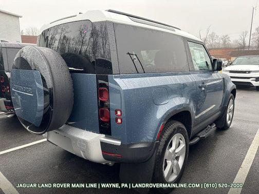 2025 Land Rover Defender 90 P300 S