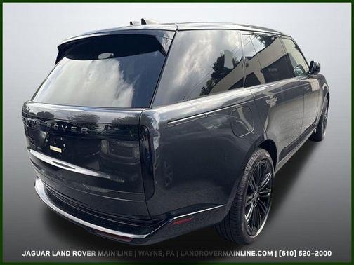 2025 Land Rover Range Rover P400 SE 7 Seat