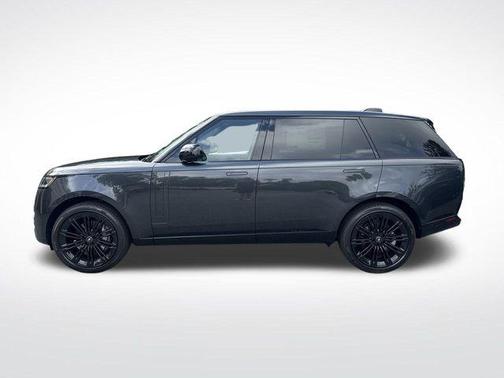 2025 Land Rover Range Rover P400 SE 7 Seat