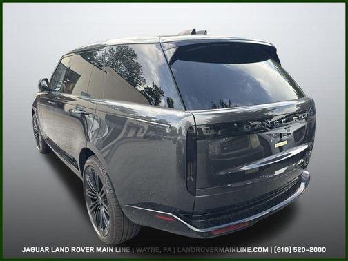 2025 Land Rover Range Rover P400 SE 7 Seat
