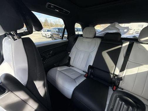 2025 Land Rover Range Rover Sport P400 Dynamic SE